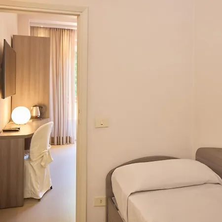 Hotel Crystal