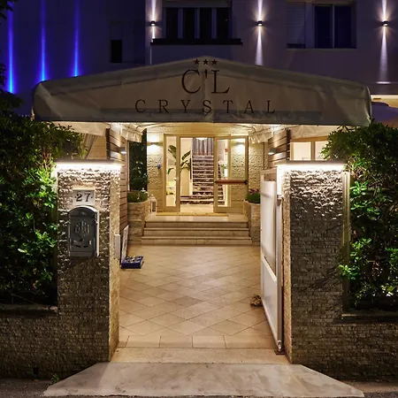 Hotel Crystal 3*