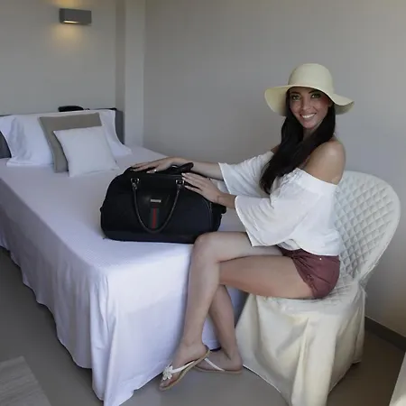 Crystal Hotel 3*